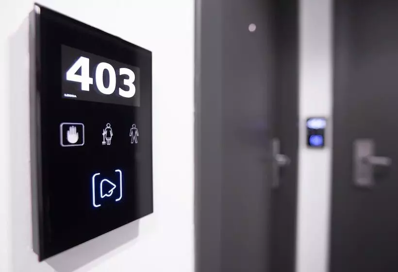 هتل 35 Rooms