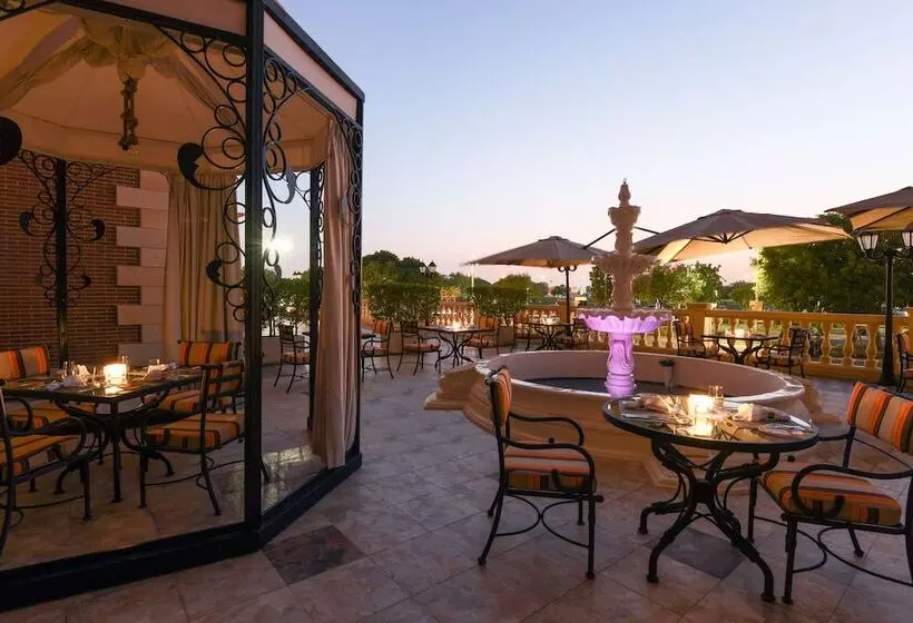 Al Aziziyah Boutique Hotel By The Torch