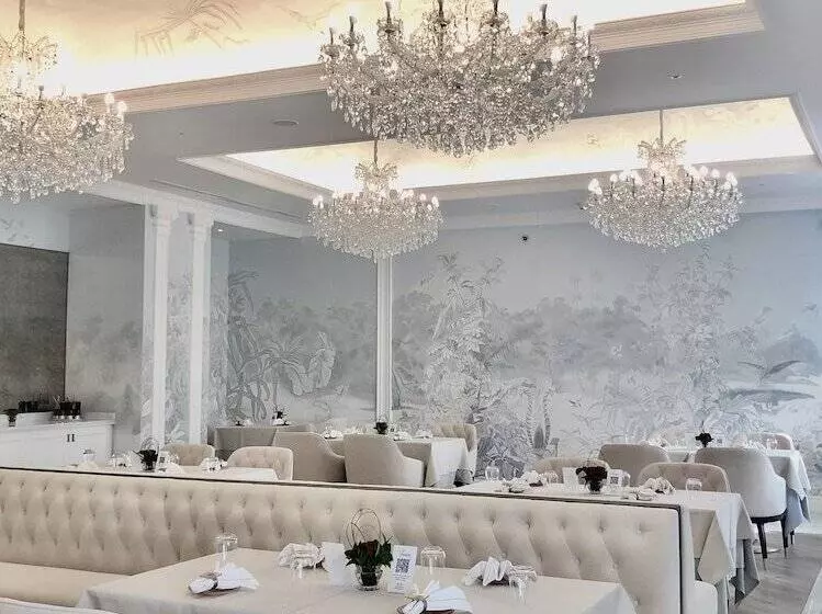 Al Aziziyah Boutique Hotel By The Torch