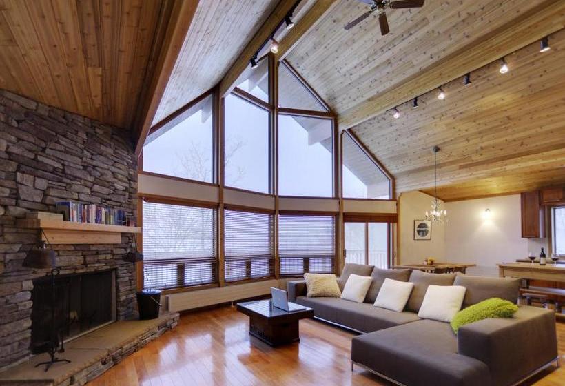 호텔 Annupuri Village