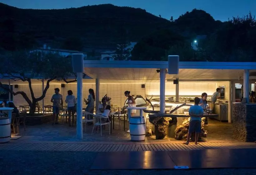 בית מלון כפרי Cala Joncols