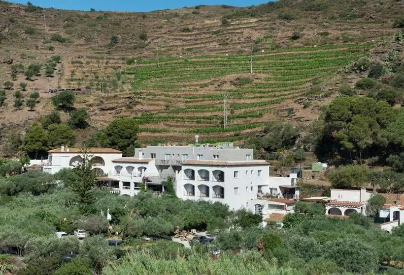 בית מלון כפרי Cala Joncols