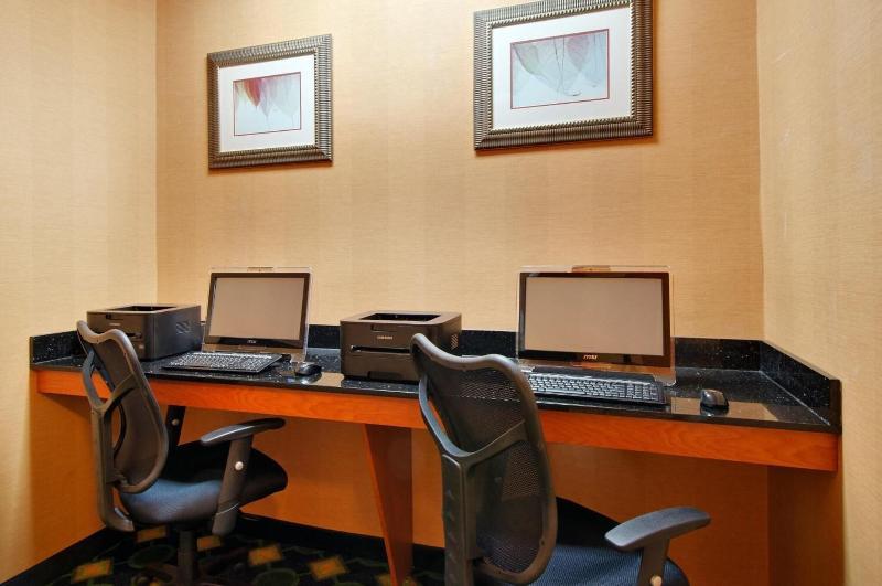 酒店 Fairfield Inn And Suites By Marriott Tampa North