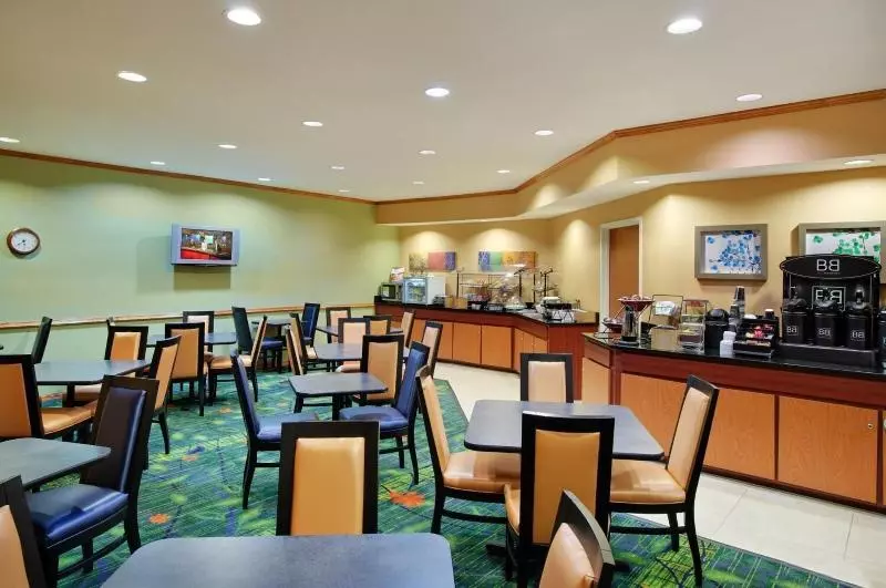 هتل Fairfield Inn And Suites By Marriott Tampa North