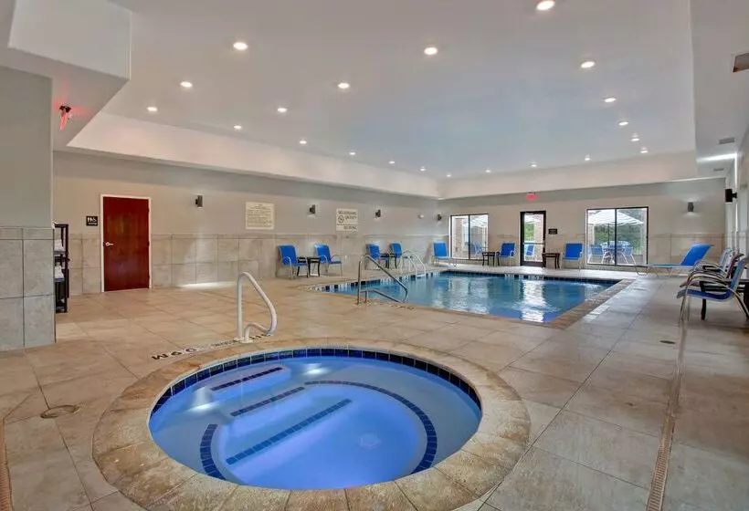 Hotelli Hampton Inn & Suites Dallas Desoto