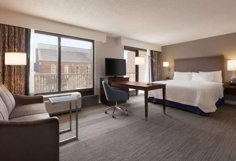 هتل Hampton Inn & Suites Nashville Downtown