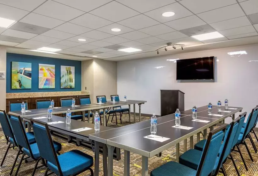 Отель Hampton Inn Carlsbad North San Diego County