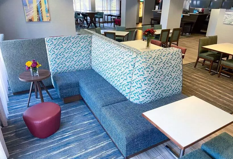 Отель Hampton Inn Carlsbad North San Diego County