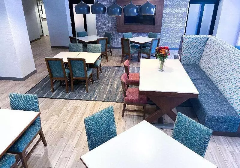 Отель Hampton Inn Carlsbad North San Diego County