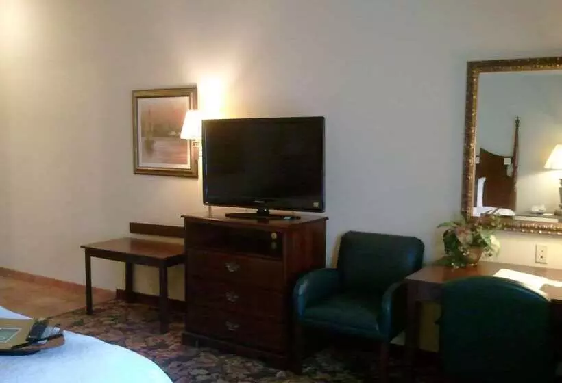 فندق Hampton Inn & Suites Del Rio, Tx