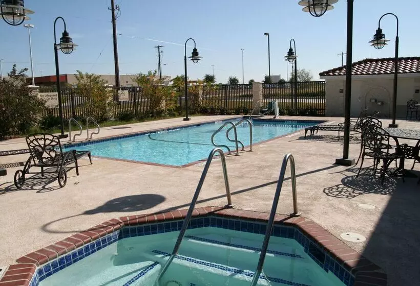 فندق Hampton Inn & Suites Del Rio, Tx