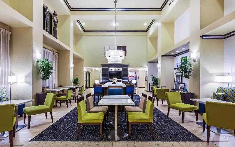 호텔 Hampton Inn & Suites Lake Jacksonclute