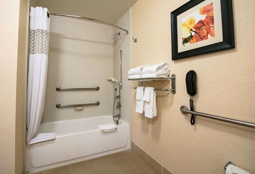 Отель Hampton Inn & Suites Ridgecrest