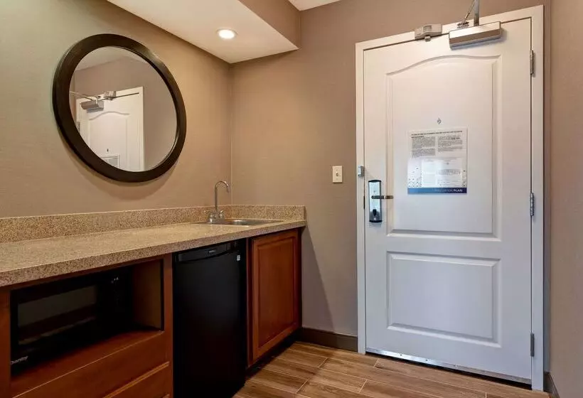 Отель Hampton Inn & Suites Rohnert Park Sonoma County