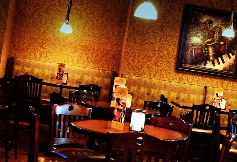 בית מלון כפרי Hilton Dallas/southlake Town Square