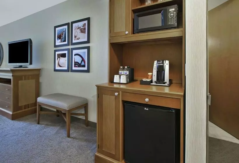 Szálloda Hilton Garden Inn Portland Downtown Waterfront