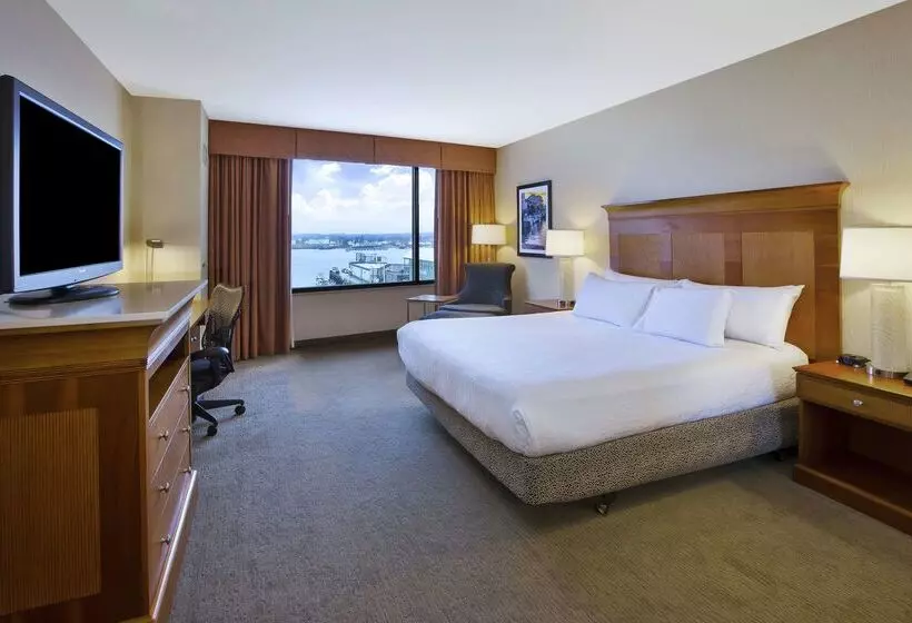 Szálloda Hilton Garden Inn Portland Downtown Waterfront