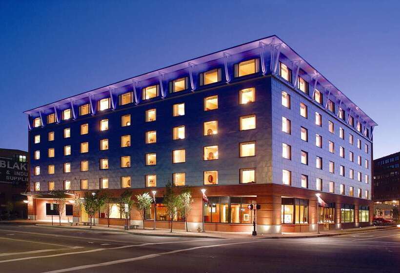ホテル Hilton Garden Inn Portland Downtown Waterfront