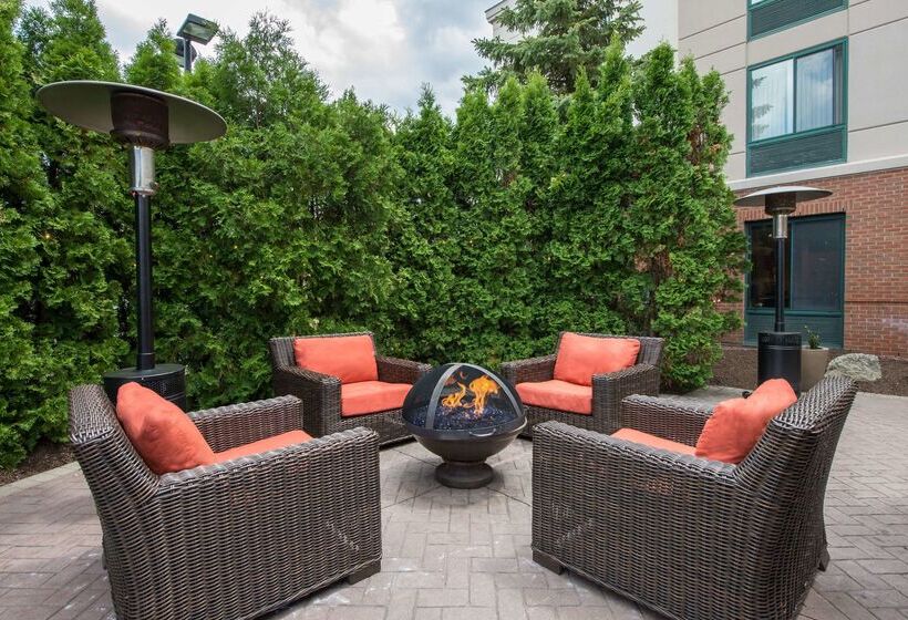 ホテル Hilton Garden Inn Fishkill