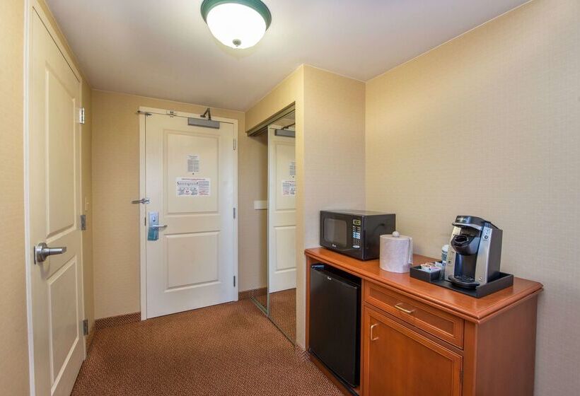 ホテル Hilton Garden Inn Fishkill