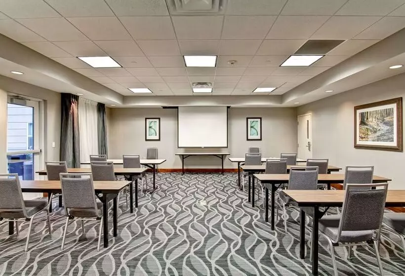 בית מלון כפרי Homewood Suites By Hilton Bentonvillerogers