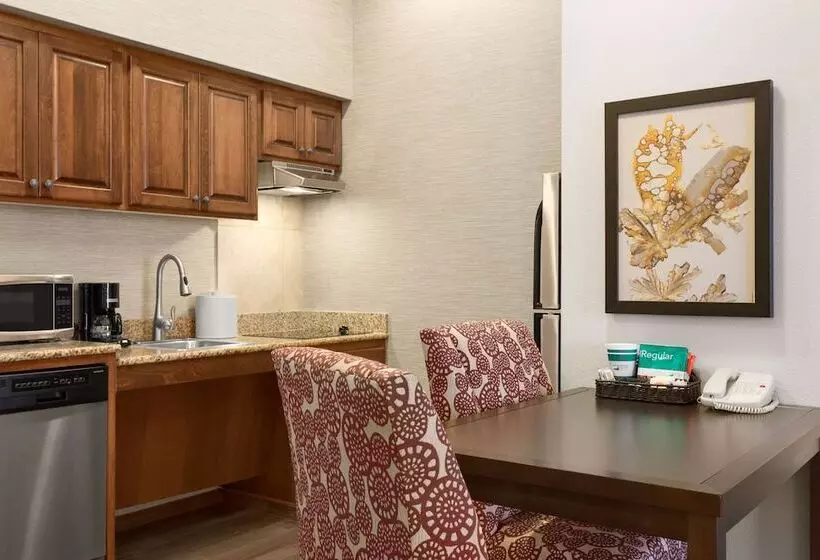 فندق Homewood Suites By Hilton Fargo