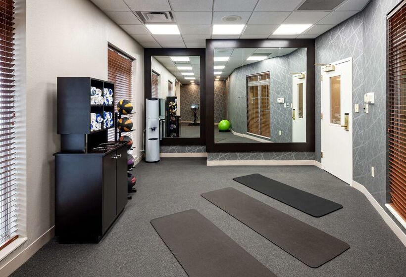 בית מלון כפרי Homewood Suites By Hilton Gainesville