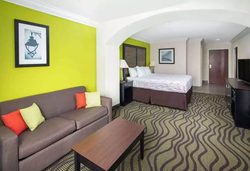 Отель La Quinta Inn By Wyndham Calhoun South I75