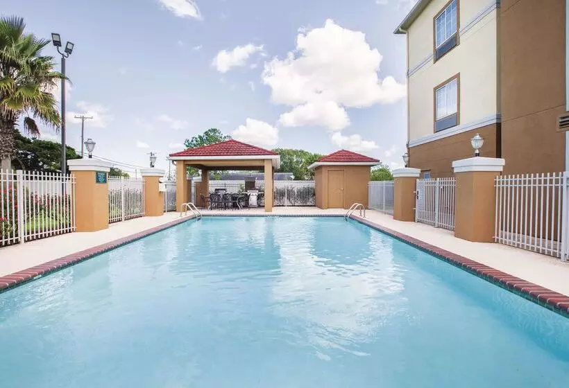 호텔 La Quinta By Wyndham Bay City