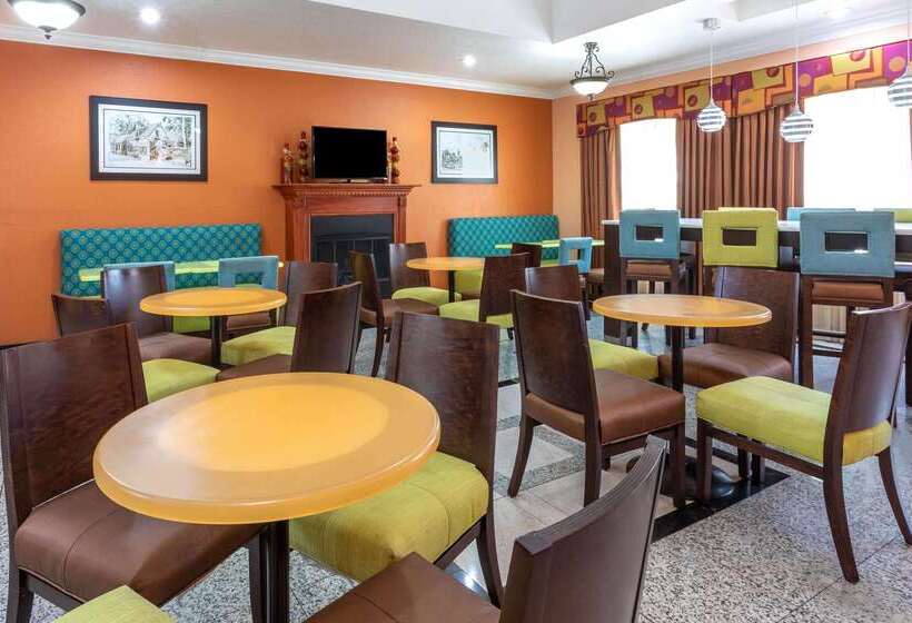 酒店 La Quinta Inn & Suites By Wyndham St. Augustine