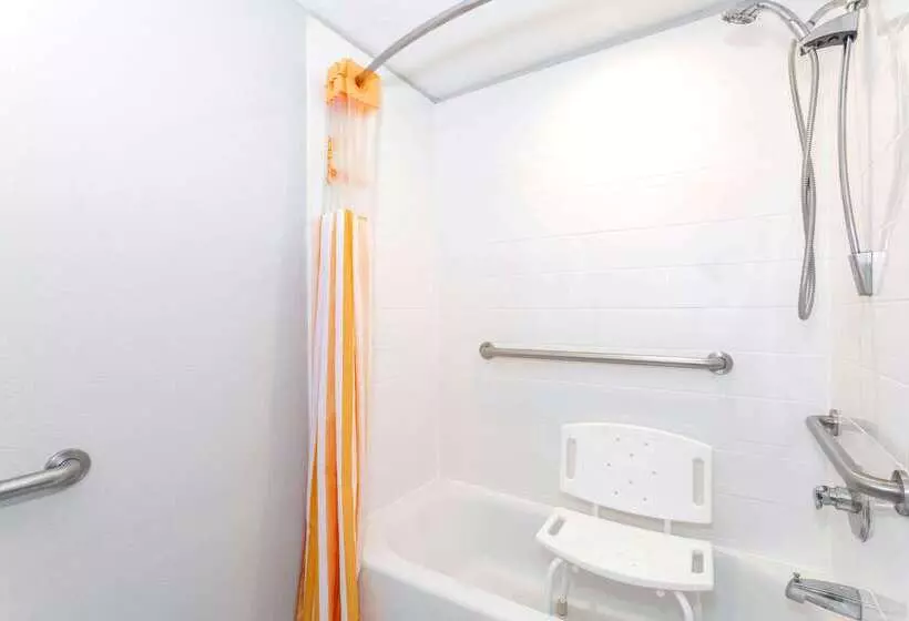 فندق La Quinta Inn & Suites By Wyndham St. Augustine