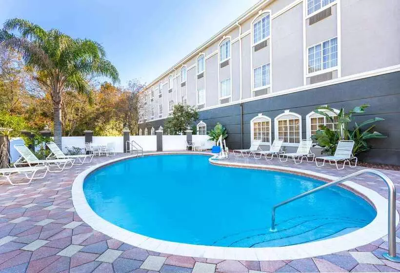 فندق La Quinta Inn & Suites By Wyndham St. Augustine