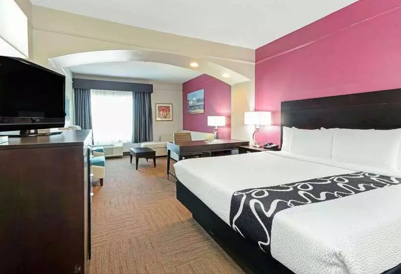 酒店 La Quinta Inn & Suites By Wyndham Winnie