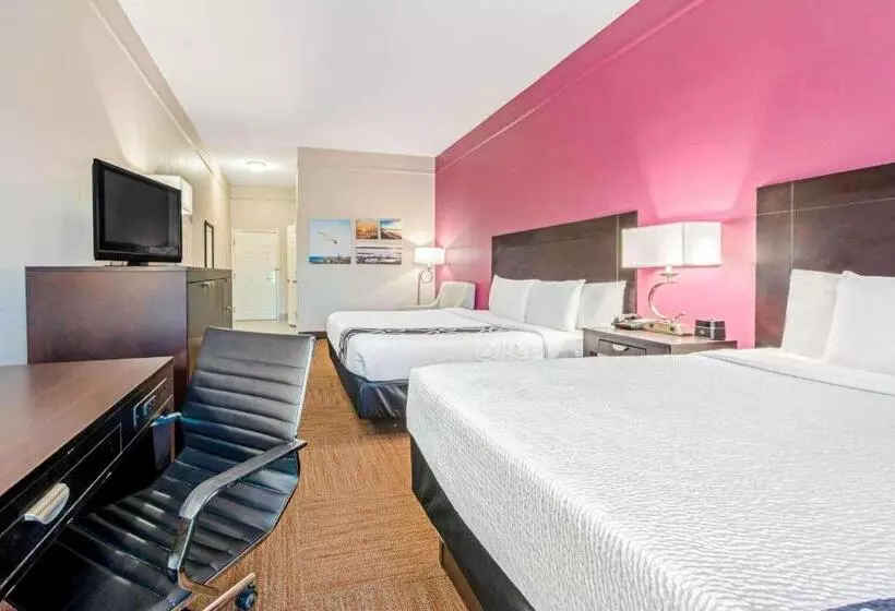 酒店 La Quinta Inn & Suites By Wyndham Winnie