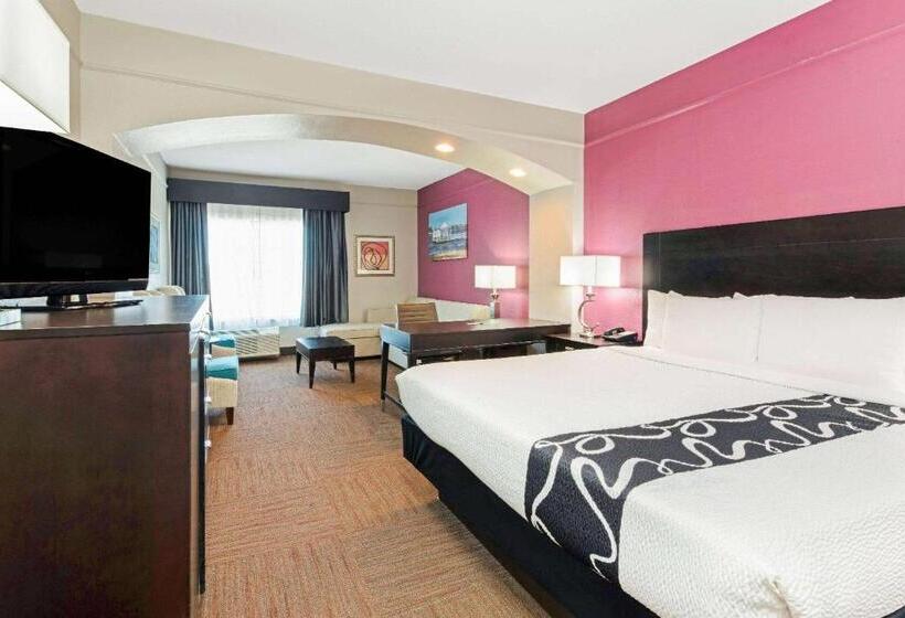 בית מלון כפרי La Quinta Inn & Suites By Wyndham Winnie