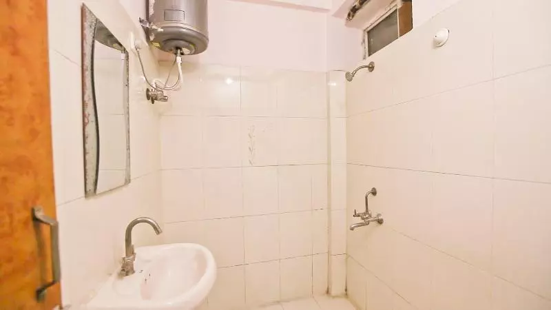 Hotel Mandakini Saket Regency