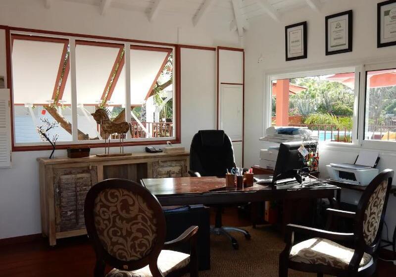 هتل Orient Bay Palm Court Residence 4 Stars