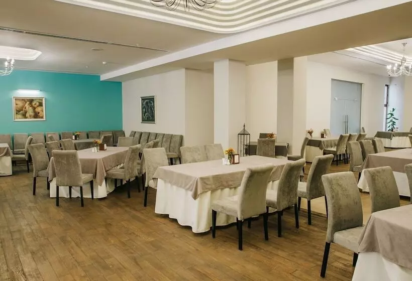 President Hotel By Hrazdan Hotel Cjsc