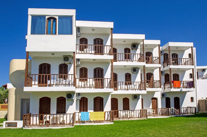 Отель Prince Of Lillies