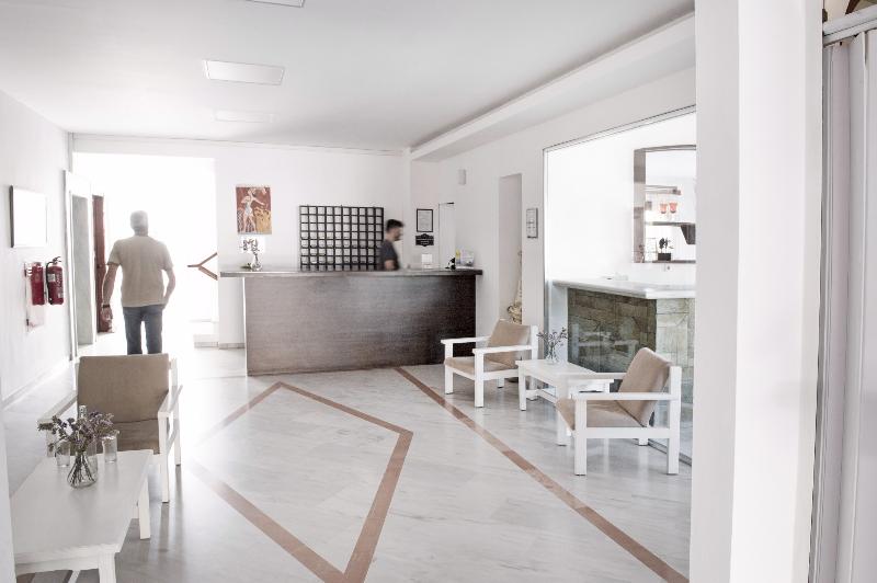 Отель Prince Of Lillies