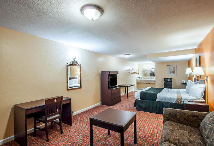 فندق Rodeway Inn