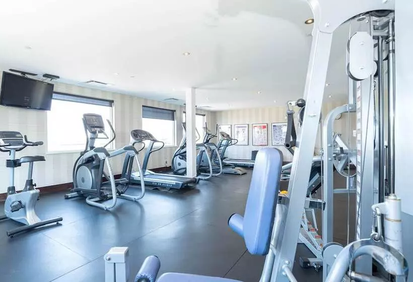 فندق Sandman Signature Edmonton South