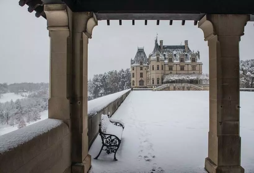 ホテル The Inn On Biltmore Estate