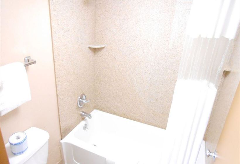 فندق Travelodge University West