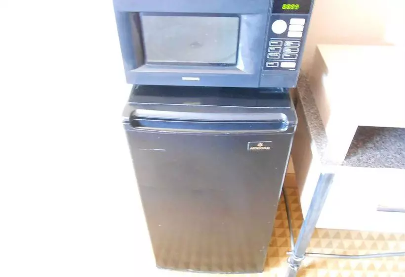 酒店 Travelodge University West