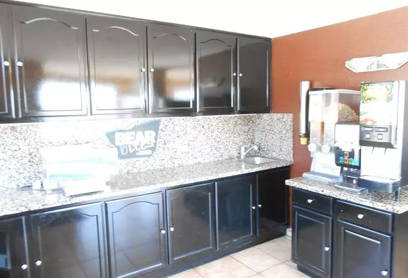 酒店 Travelodge University West