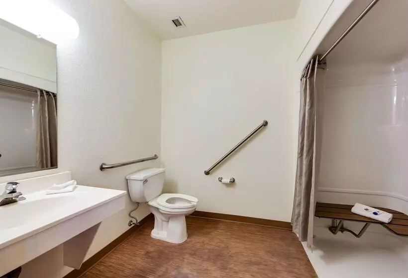 Motel 6 Mississauga, On Toronto