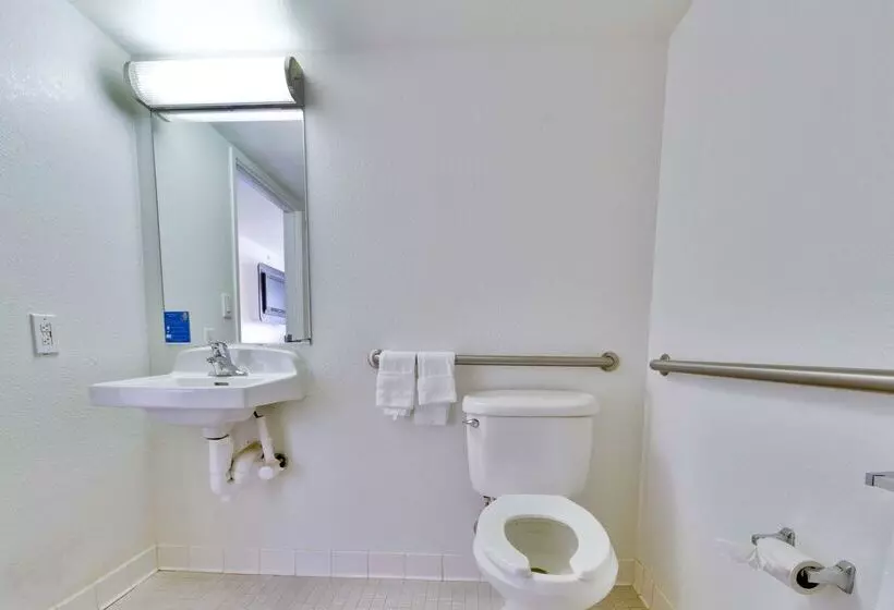 Motel 6lewisville, Tx Dallas