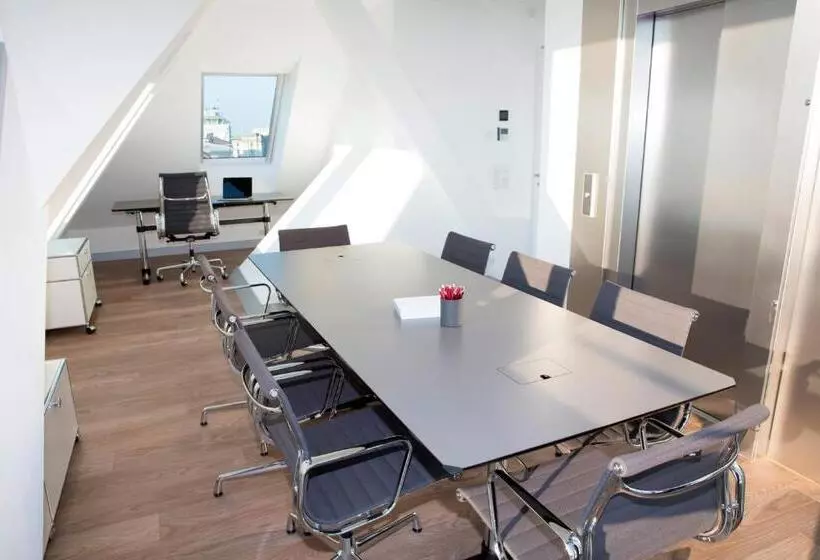 Koos Hotel&Apartments City Apart