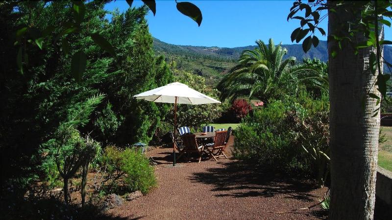 Homelike Century Nature House